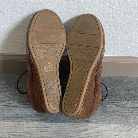 TOMS Ankle Booties Suede Wedge Shoes Brown Shearling Lined 9 - Picture 6 of 9